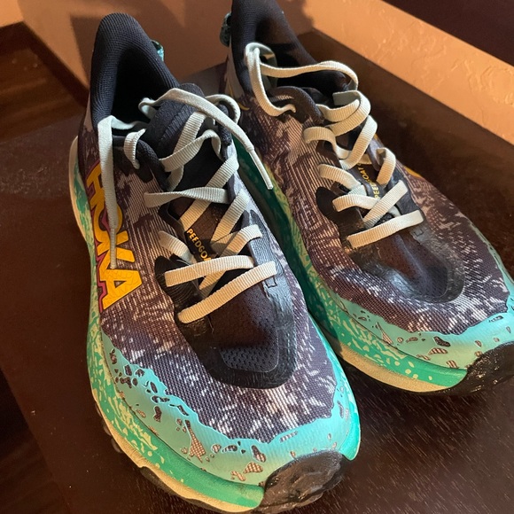 HOKA Women’s Speedgoat 6 Trail Running Shoe - Picture 6 of 7